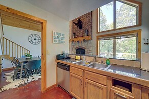 Boat Dock & Fire Pit: Lakefront Paradise in Eucha!