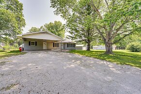 Pet-friendly Shell Knob Retreat w/ Deck & Grill!