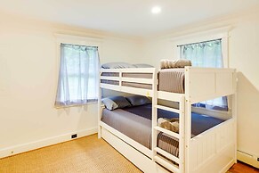 Secluded Elka Park Cabin: Hot Tub & Fire Pit!