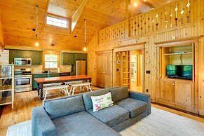 Secluded Elka Park Cabin: Hot Tub & Fire Pit!