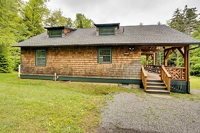 Secluded Elka Park Cabin: Hot Tub & Fire Pit!
