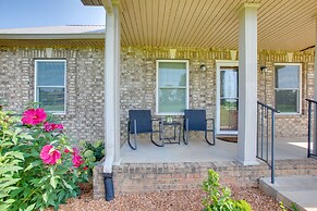 Private Pool & Hot Tub: Expansive Cedar Hill Home