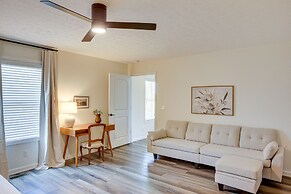 Private Pool & Hot Tub: Expansive Cedar Hill Home