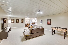 Private Pool & Hot Tub: Expansive Cedar Hill Home