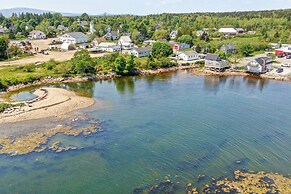 Historic Winter Harbor Cottage w/ Waterfront Views