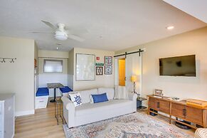 Gorgeous Onekama Condo w/ Pool & Lake Access!