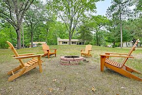 Cozy Montello Hideaway Near Puckaway Lake Access!