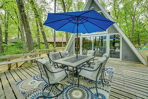 Long Lake Cabin w/ Kayaks, Private Beach & Dock!