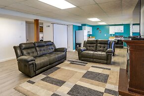 Lakefront Arkansas Escape w/ Grill, Dock & Kayaks!