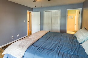 Lakefront Arkansas Escape w/ Grill, Dock & Kayaks!