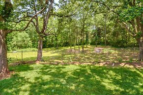 Cozy Cabin Near Lake Hartwell & Clemson University