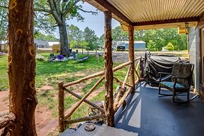 Cozy Cabin Near Lake Hartwell & Clemson University
