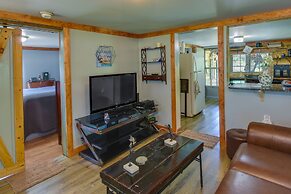 Cozy Cabin Near Lake Hartwell & Clemson University