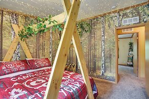 Modern Keystone Home: 4 Mi to Mount Rushmore!