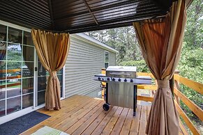 Modern Keystone Home: 4 Mi to Mount Rushmore!