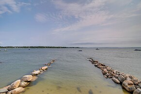 Serene Mattapoisett Home w/ Private Beach Access!