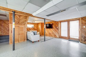 Serene Mattapoisett Home w/ Private Beach Access!