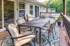 Anderson Lakefront Vacation Rental w/ Deck