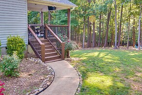 Anderson Lakefront Vacation Rental w/ Deck