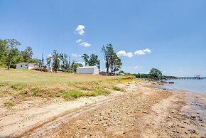 Many Waterfront Vacation Rental w/ Boat Launch!