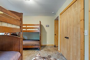 Idaho Springs Home w/ Amazing Mountain Views!