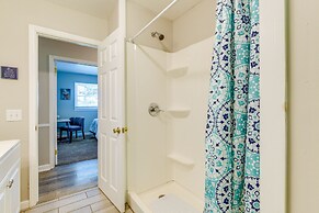 Charming Jonesville Home w/ Grill - Near Wineries!