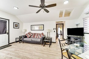 Springdale Vacation Rental ~ 9 Mi to Fayetteville!