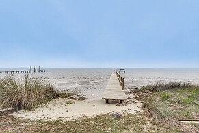 Carrabelle Retreat w/ Boat Dock + Views of Gulf!