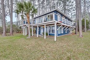 Carrabelle Retreat w/ Boat Dock + Views of Gulf!