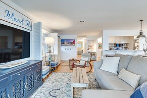 Carrabelle Retreat w/ Boat Dock + Views of Gulf!