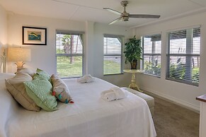 Carrabelle Retreat w/ Boat Dock + Views of Gulf!