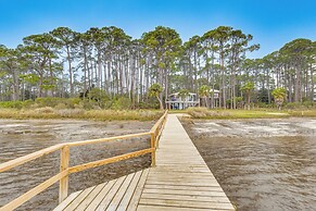 Carrabelle Retreat w/ Boat Dock + Views of Gulf!
