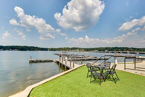 Greenwood Getaway w/ Furnished Patio & Lake View