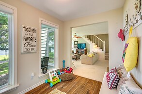 Lakefront Livingston Vacation Rental w/ Boat Dock!