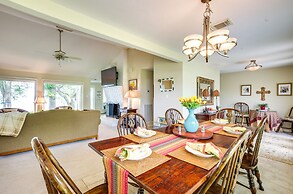 Lakefront Livingston Vacation Rental w/ Boat Dock!