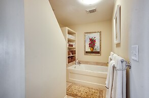 Lakefront Livingston Vacation Rental w/ Boat Dock!