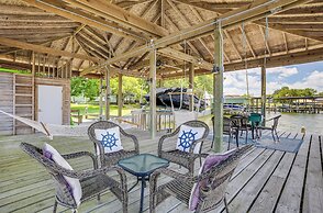 Lakefront Livingston Vacation Rental w/ Boat Dock!