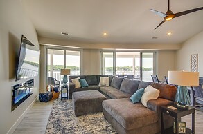 Lake Views & Pool Access: Ozarks Condo!
