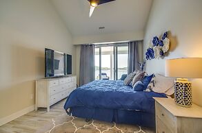 Lake Views & Pool Access: Ozarks Condo!