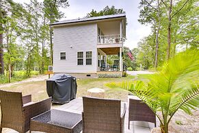 Cozy Cottage: Minutes to Downtown Southport!