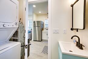 Cozy Cottage: Minutes to Downtown Southport!