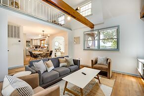 Waterfront Heathsville Cottage w/ Dock & Hot Tub!