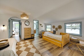 Waterfront Heathsville Cottage w/ Dock & Hot Tub!