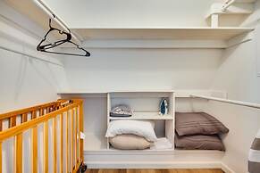 Waterfront Heathsville Cottage w/ Dock & Hot Tub!