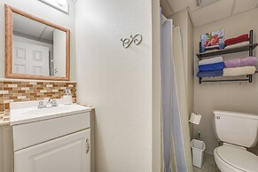 18 Mi to Table Rock Lake: Pet-friendly Ozark Home!