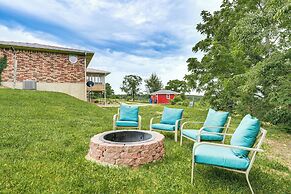 18 Mi to Table Rock Lake: Pet-friendly Ozark Home!