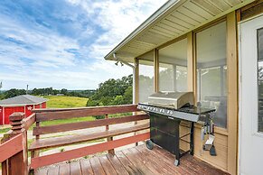 18 Mi to Table Rock Lake: Pet-friendly Ozark Home!