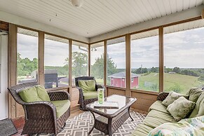 18 Mi to Table Rock Lake: Pet-friendly Ozark Home!
