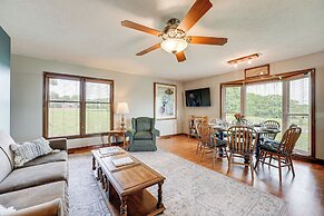 18 Mi to Table Rock Lake: Pet-friendly Ozark Home!