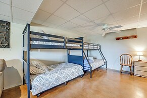 18 Mi to Table Rock Lake: Pet-friendly Ozark Home!